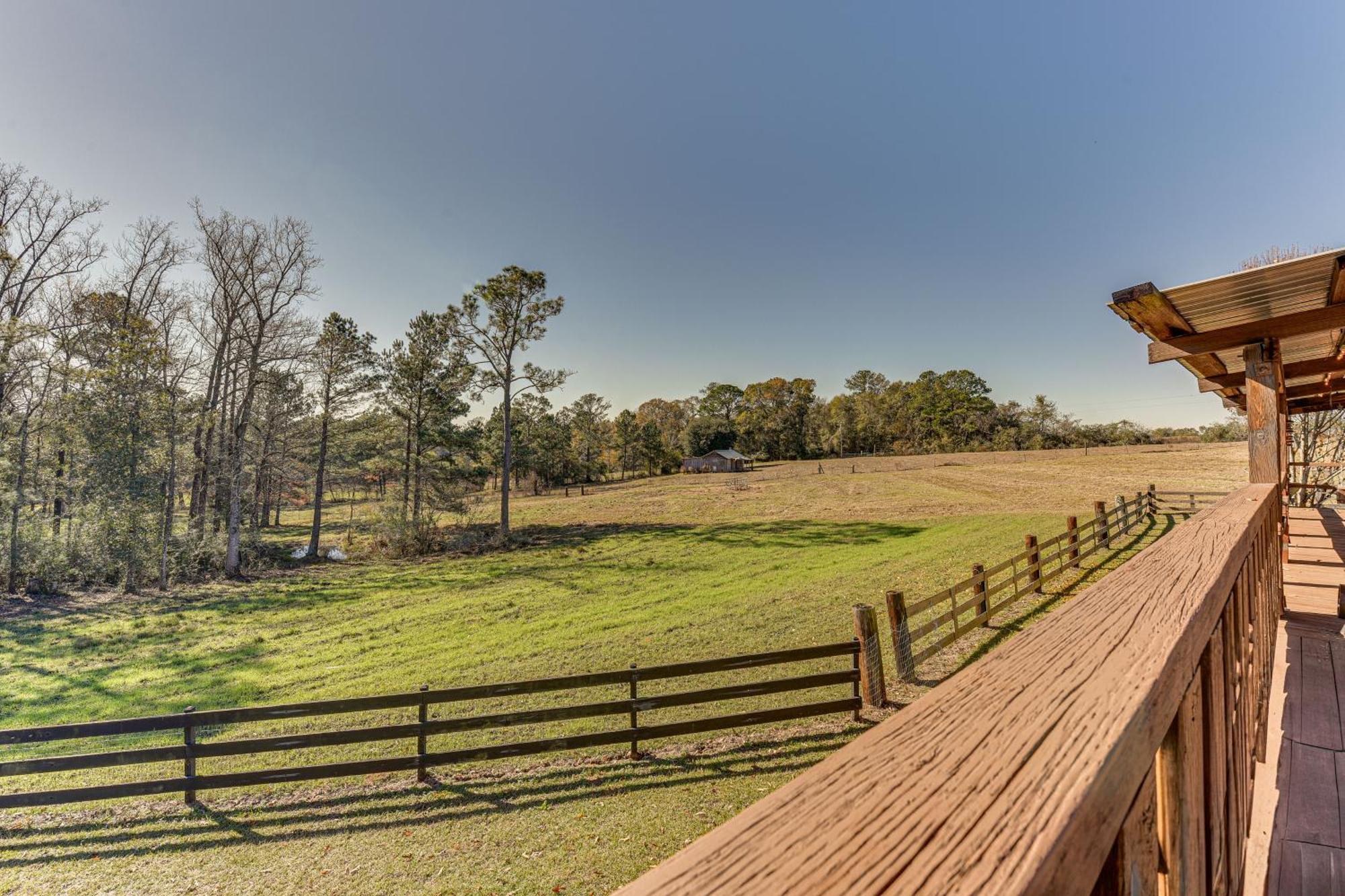 Pet-Friendly Opp Vacation Rental With Spacious Deck! Buitenkant foto